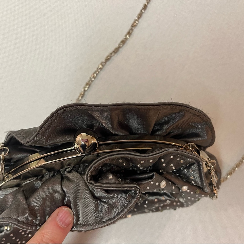 2/$20 - Sparkly Grey Satin Clutch with Rhinestones & A Bow,removable chain, prom - Picture 3 of 11